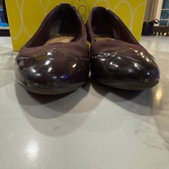 Circa Joan & David Wedge Pumps Womens 7.5M Wing Tip Brown Patent Leather Stretch - Picture 5 of 8
